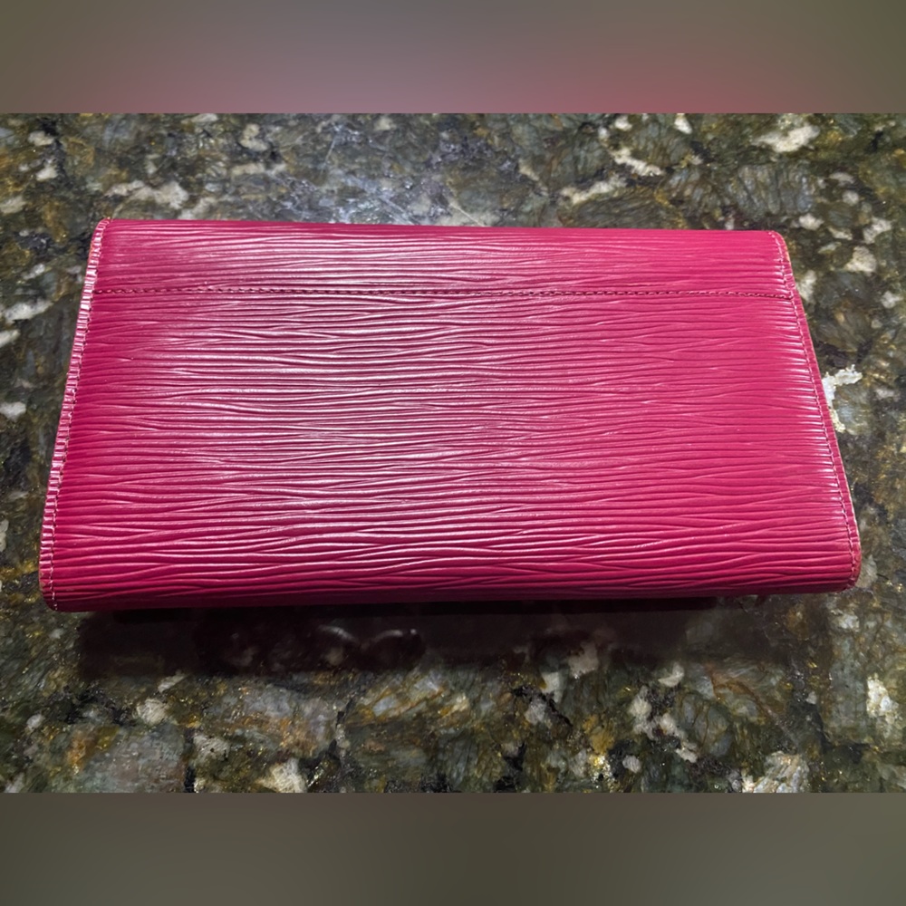 Louis Vuitton Sarah epi leather wallet - Picture 6 of 13